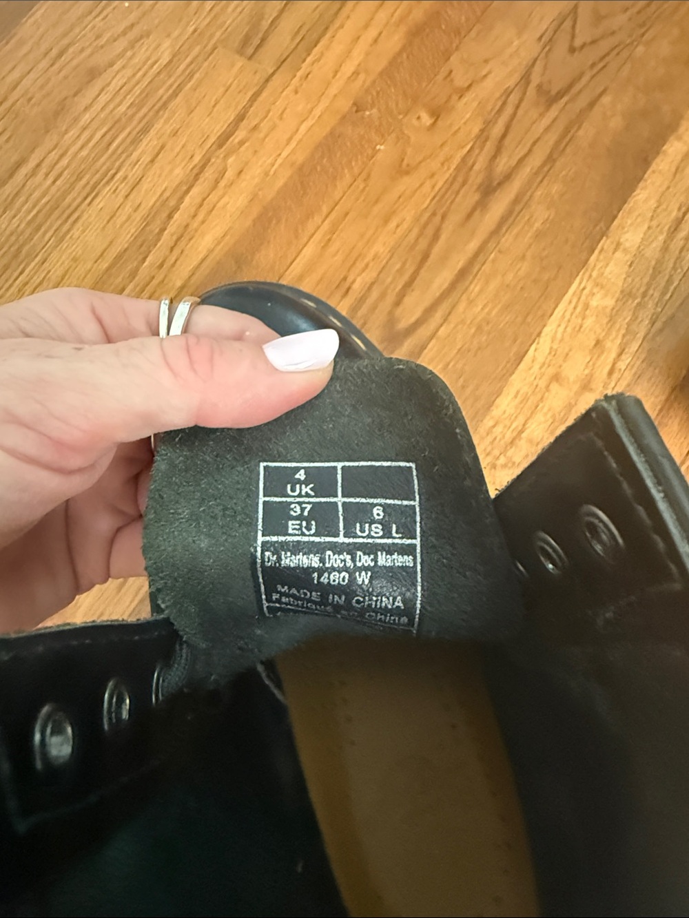 Doc Martens - Picture 6 of 6